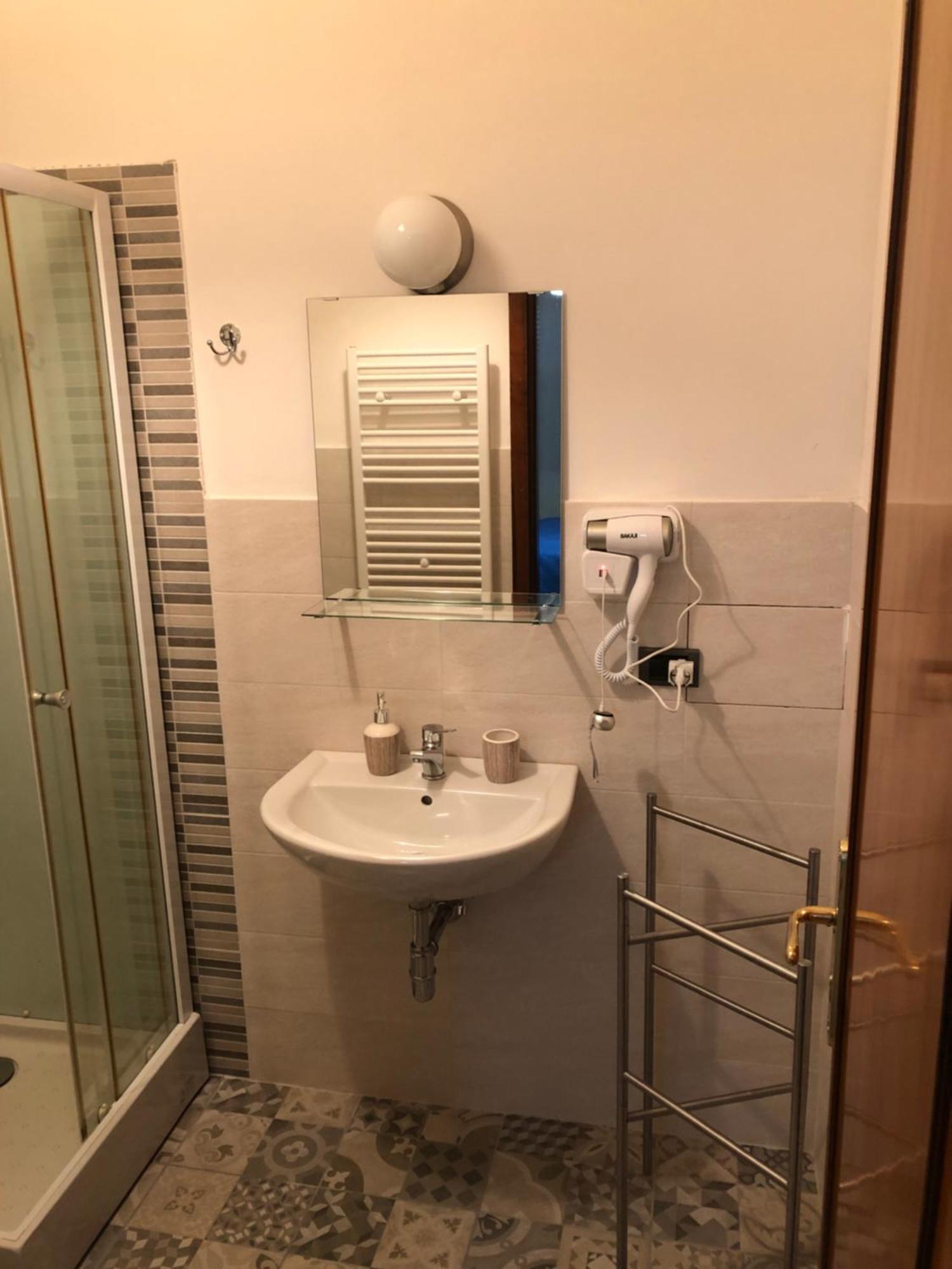 Moon River Guest House Pescara Extérieur photo