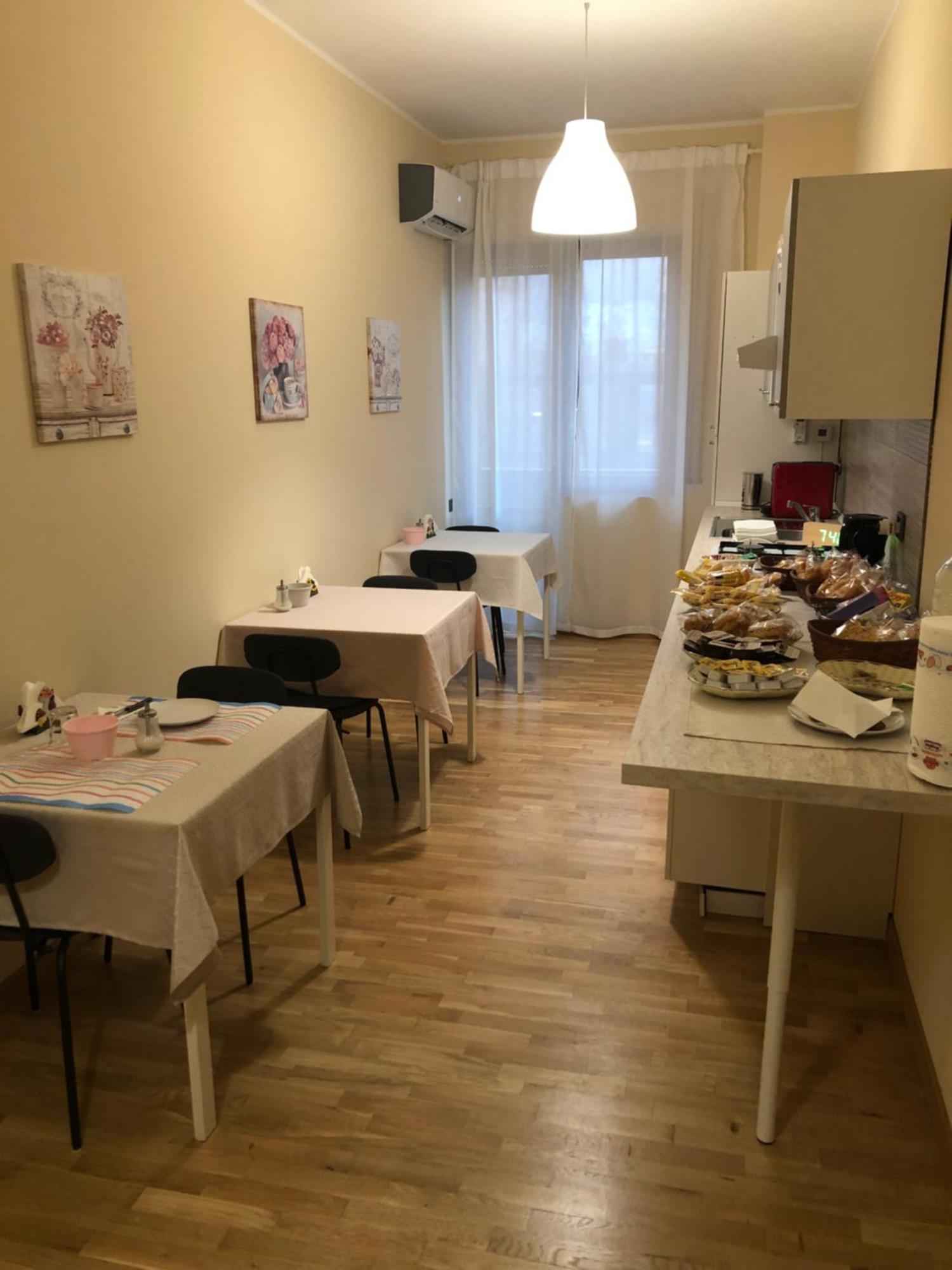 Moon River Guest House Pescara Extérieur photo
