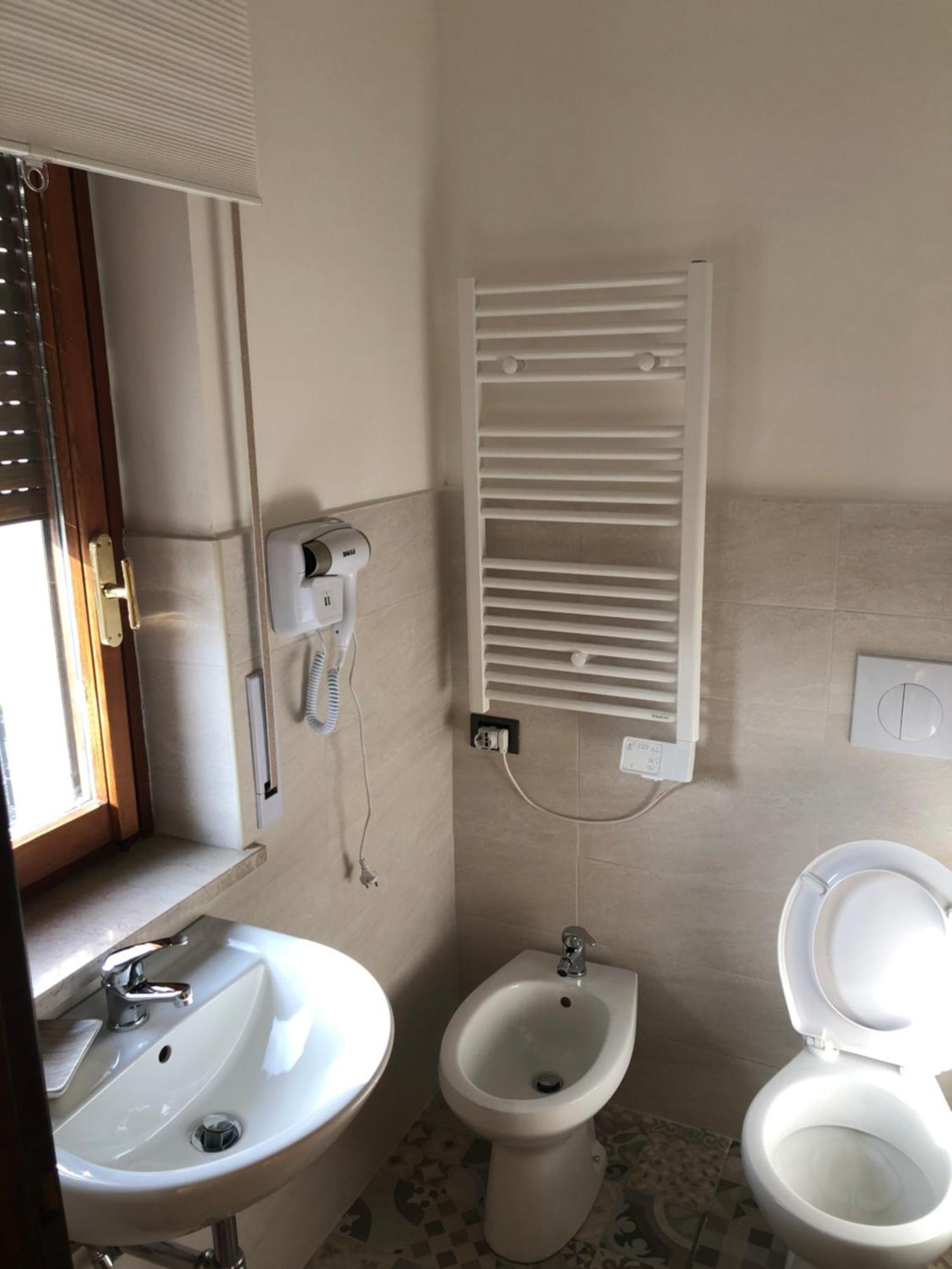Moon River Guest House Pescara Extérieur photo